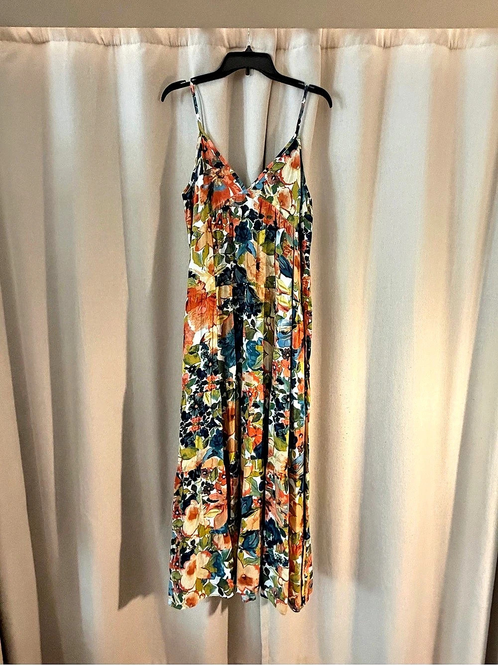 CeCe Floral Maxi Dress in Multicolor Like New